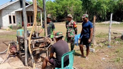 Pembuatan Sumur Bor bagi Masyarakat Dilakukan oleh Personil Kodim 1601/Sumba Timur