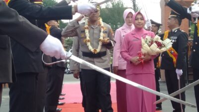 Farewell Dan Welcome Parade Kapolres Madiun Kota Berlangsung Lancar Dan Khidmat