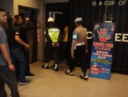 Polres Sumenep Pasang Banner Larangan Anggota Polri Masuk Tempat Hiburan