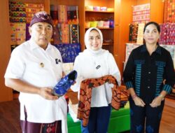 Kunjungi Sentra Tenun Jembrana, Dirut ASDP Bangga Fasilitas UMKM ” World Class”