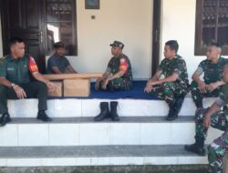 Danramil 1626-01/Bangli Bersama Anggotanya Melayat Ke Rumah Sertu I Nengah Sudiana Yasa Dan Sertu Wayan Budiarta Yang Sedang Melaksanakan Upacara Ngaben