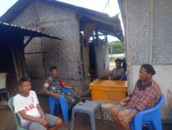 Melalui Komsos, Babinsa Ingatkan Warga Jaga Keamanan Dan Ketertiban Desa
