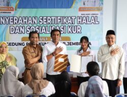 Terbanyak di Bali, 150 produk Jembrana Terima Sertifikat Halal