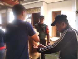Babinsa Koramil 03/Tembuku Mendampingi Vaksin Rabies