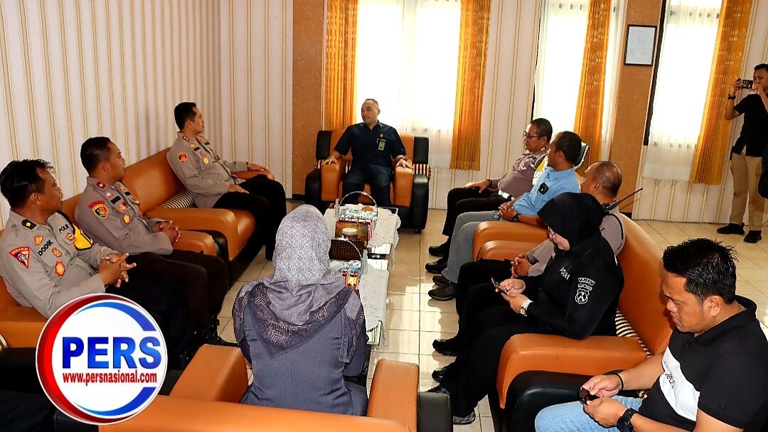 Jalin Silaturahmi Kapolres Sumenep Kunjungi PN Sumenep