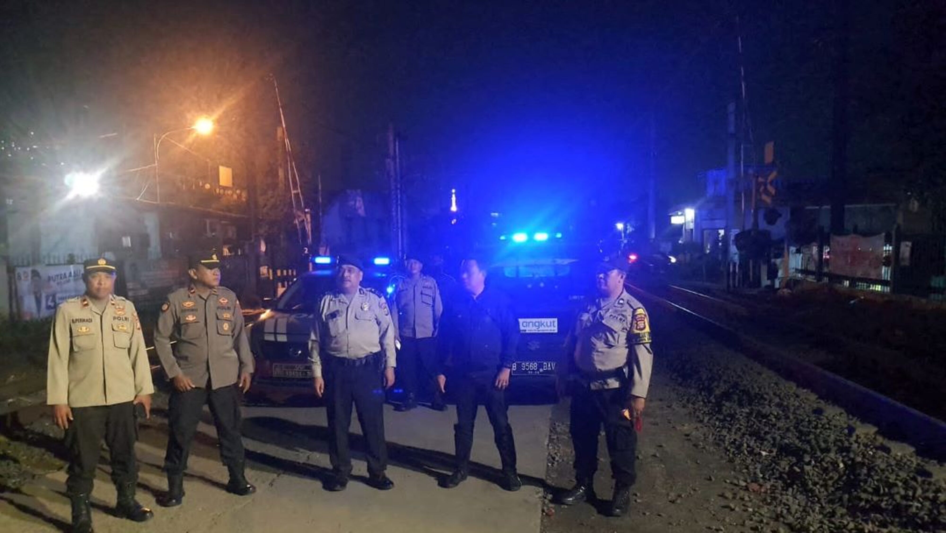 Kolaborasi Antar Polsek, Patroli Stasioner di Banjir Kanal Barat Untuk Cegah Konflik Tawuran