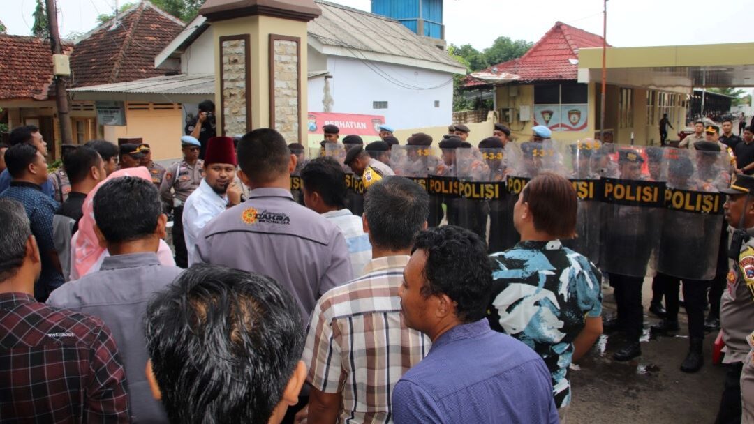 Tingkatkan Kesiap Siagaan, Polres Sumenep Gelar Alarm Stelling