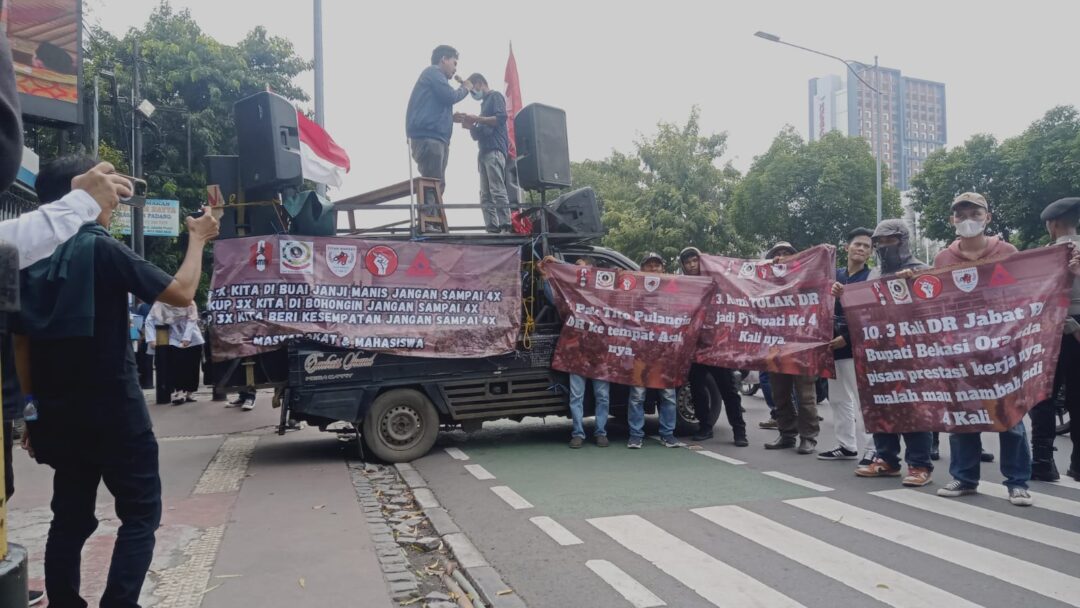 Unjuk Rasa Di Kemendagri, Aktivis Mahasiswa Dan Masyarakat Tolak Dani Ramdan Jadi Pj Bupati Kembali