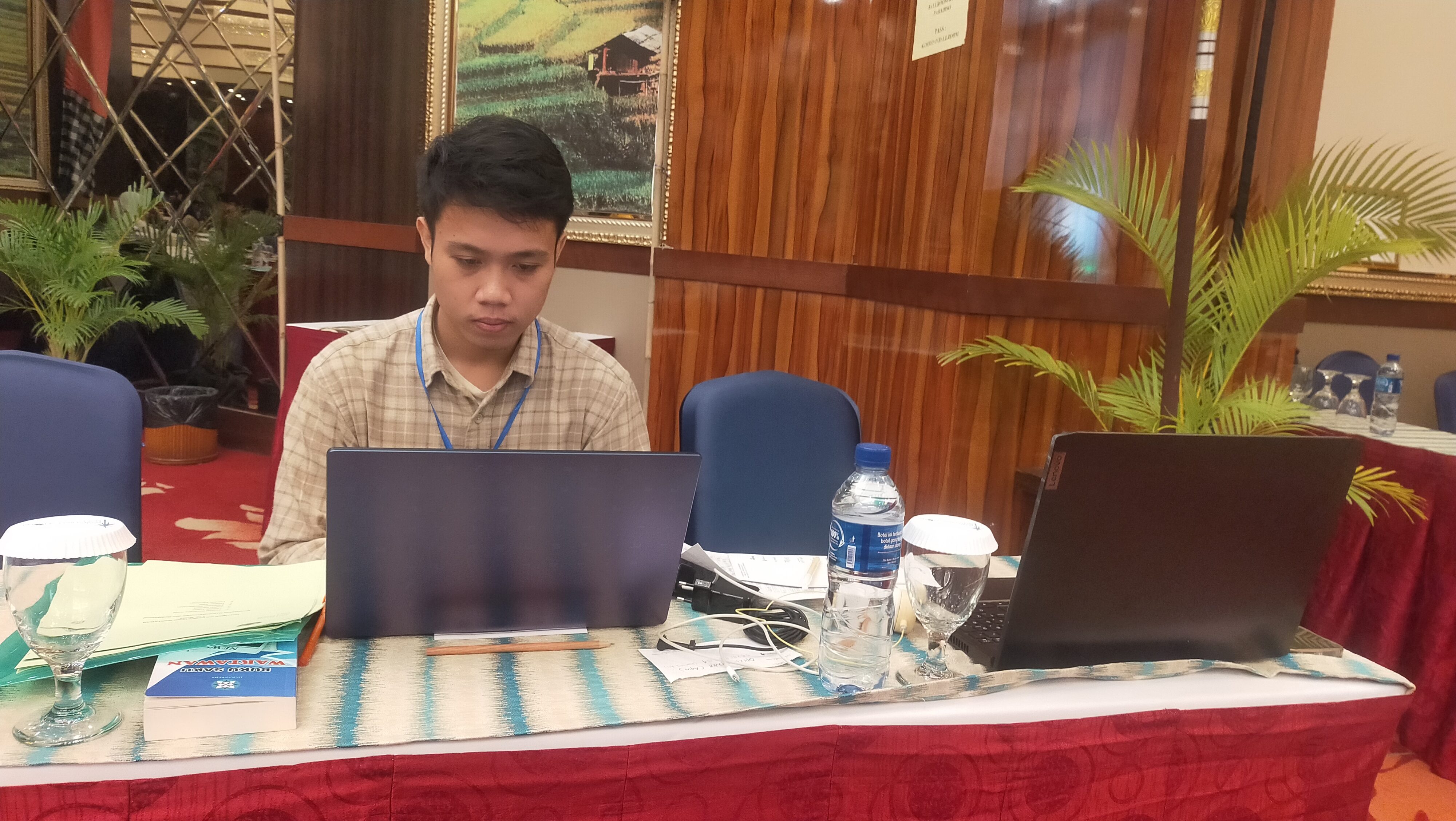 Ida Bagus Oka Swabawa Dari Media Updatebali Sangat Senang Menjalani Profesi Jurnalis