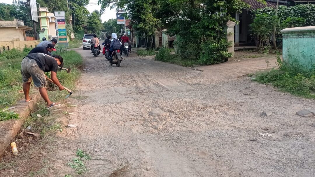 Pj. Dani Ramdan Mendapat Ucapan Terimakasih Dari BPD, Pemdes dan Masyarakat Desa Ciledug Setu