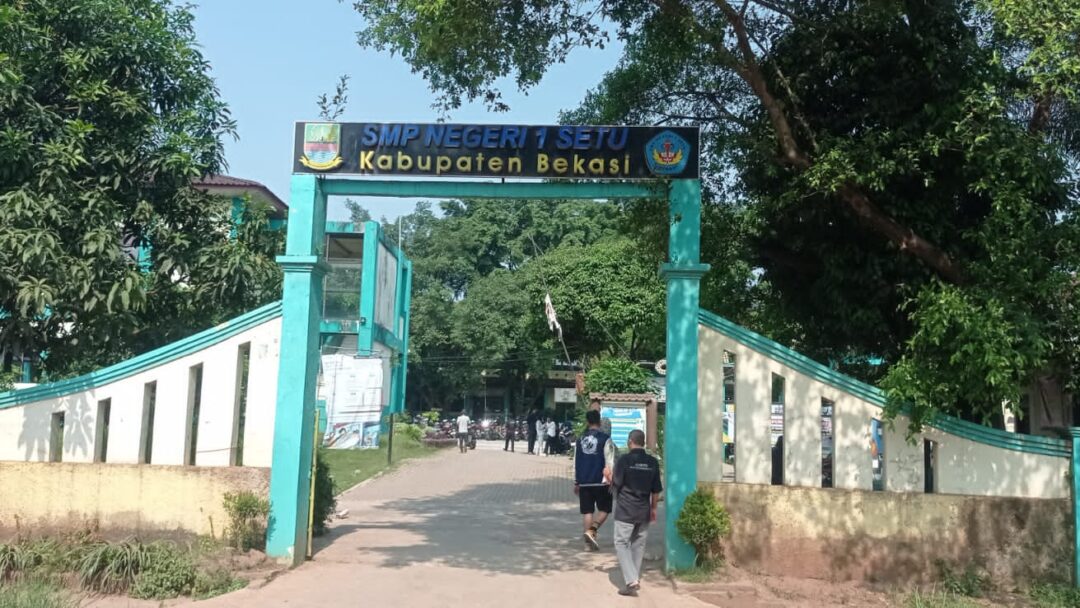 Disinyalir Tidak Transparan, PPDB SMPN 1 Setu Dipertanyakan Warga