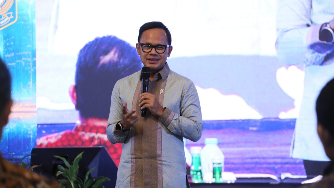 Menuju Indonesia Emas 2045, Wamendagri Bima Dukung Implementasi Kemendagri BerAKHLAK
