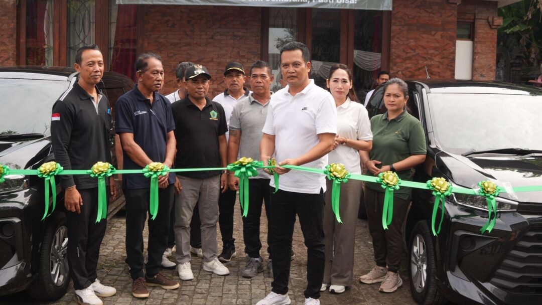 Kembang – Ipat Luncurkan Mobil Antar-Jemput Pasien Rawat Jalan Guna Realisasikan Janji Kampanye 