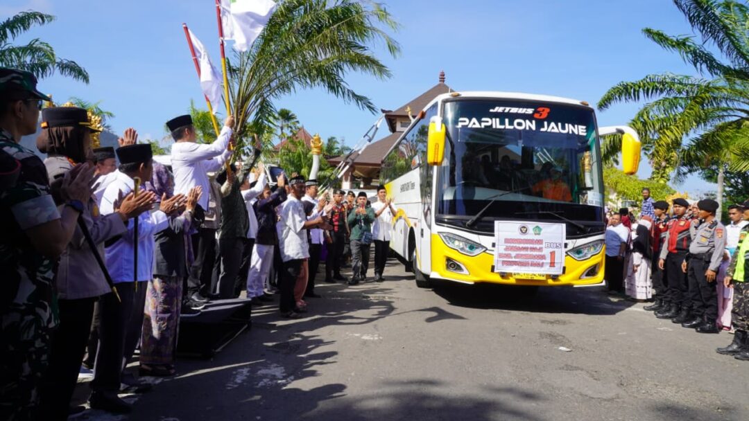Bupati Jembrana Lepas 90 Calon Jamaah Haji, Pemkab Tingkatkan Fasilitas Akomodasi Di Surabaya